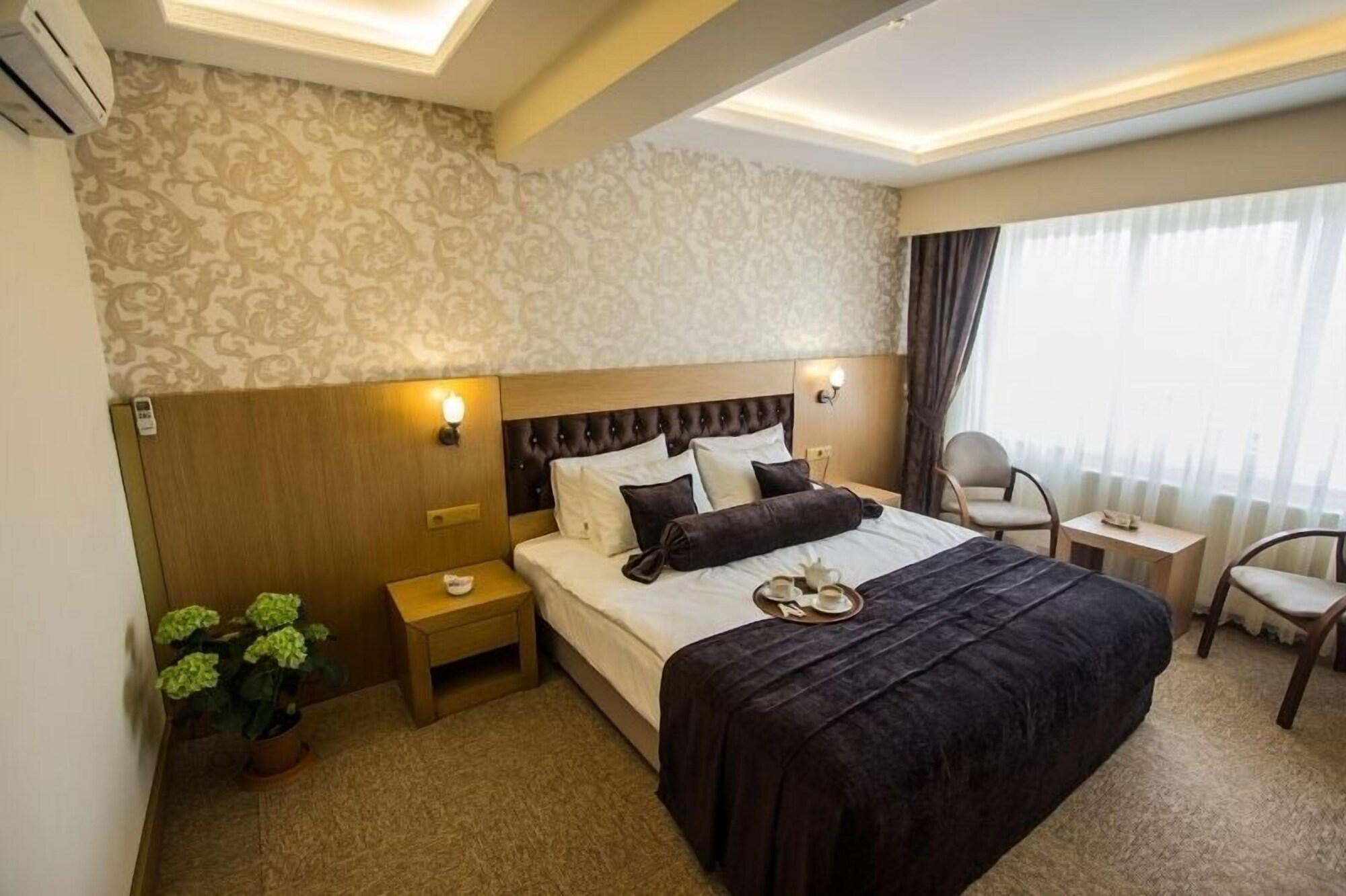 Soylu Hotel Bolu Exteriör bild