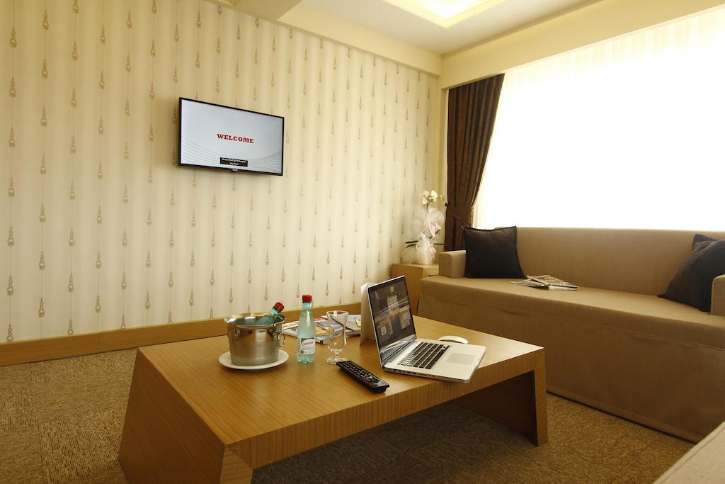 Soylu Hotel Bolu Exteriör bild